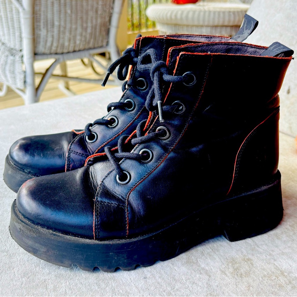 Fly London Leather Lace Up Boots-Metz
